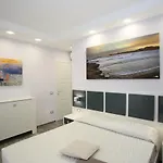 Door Bed & Breakfast 3*